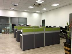 ubi-crescent photo thumbnail #7